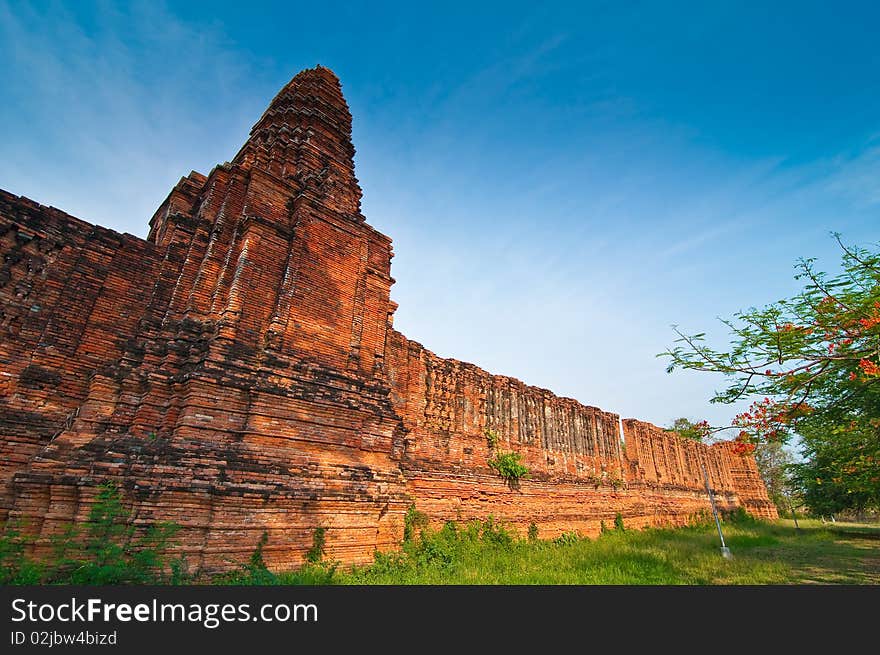 Wall of Nakornluang Castle