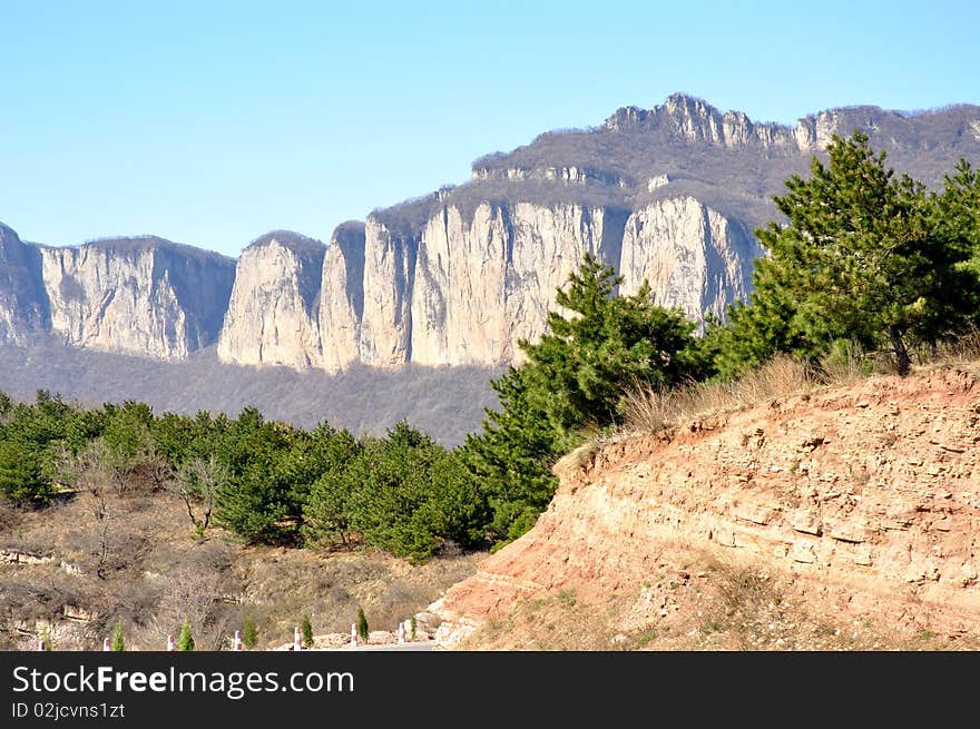 This is taken in banshan in shanxi province of china, the cliff appears like a wall or a board sharp or flat. This is taken in banshan in shanxi province of china, the cliff appears like a wall or a board sharp or flat