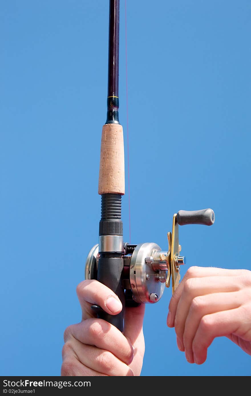 Fishing reel