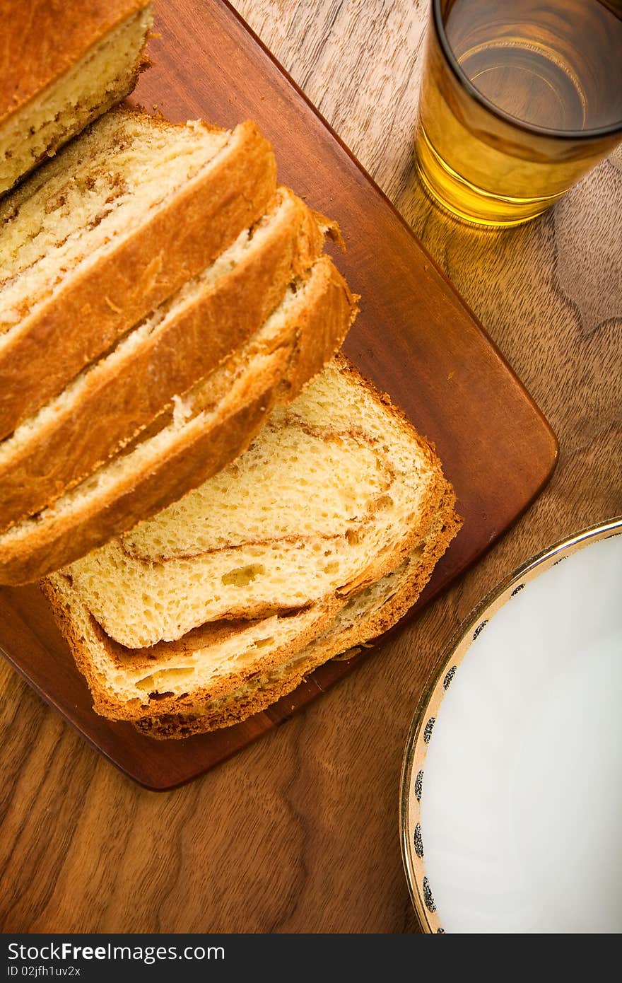 Cinnamon swirl bread