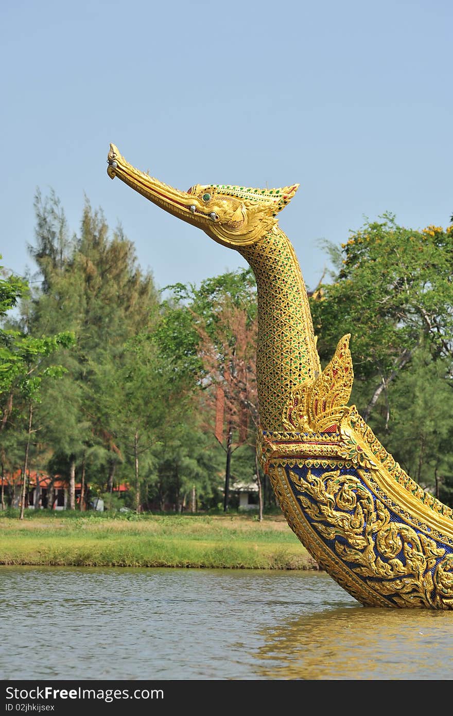 Supannahong swan warship for Thai king. Supannahong swan warship for Thai king