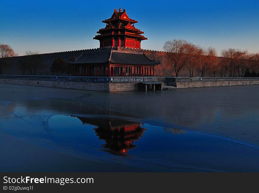 Lying at the center of Beijing, the Forbidden City, called Gu Gong, in Chinese, was the imperial palace during the Ming and Qing dynasties. Now known as the Palace Museum, it is to the north of Tiananmen Square.