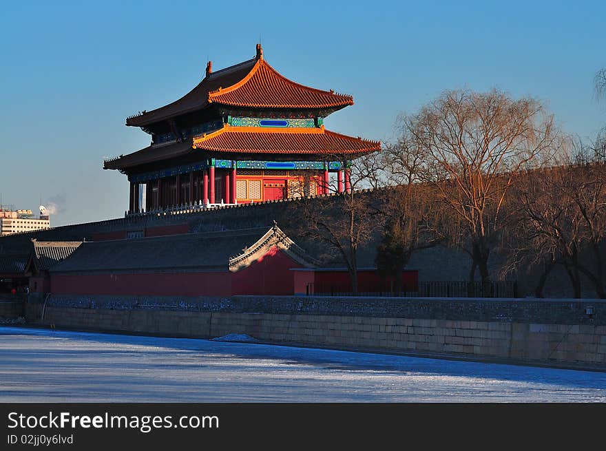 Lying at the center of Beijing, the Forbidden City, called Gu Gong, in Chinese, was the imperial palace during the Ming and Qing dynasties. Now known as the Palace Museum, it is to the north of Tiananmen Square.