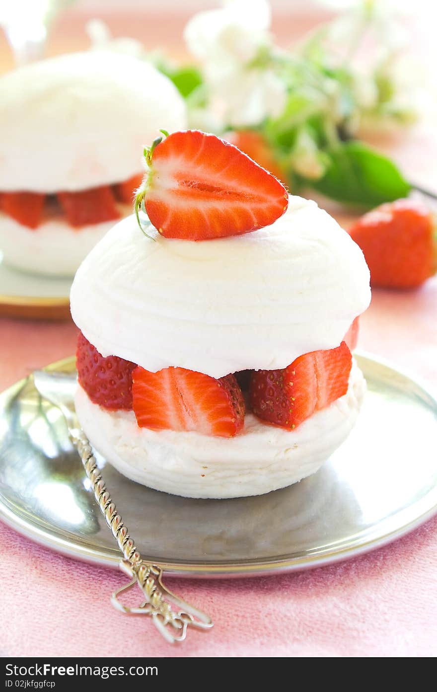 Strawberry dessert