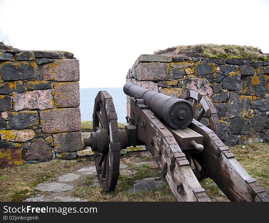 Ancient cannon in island fort