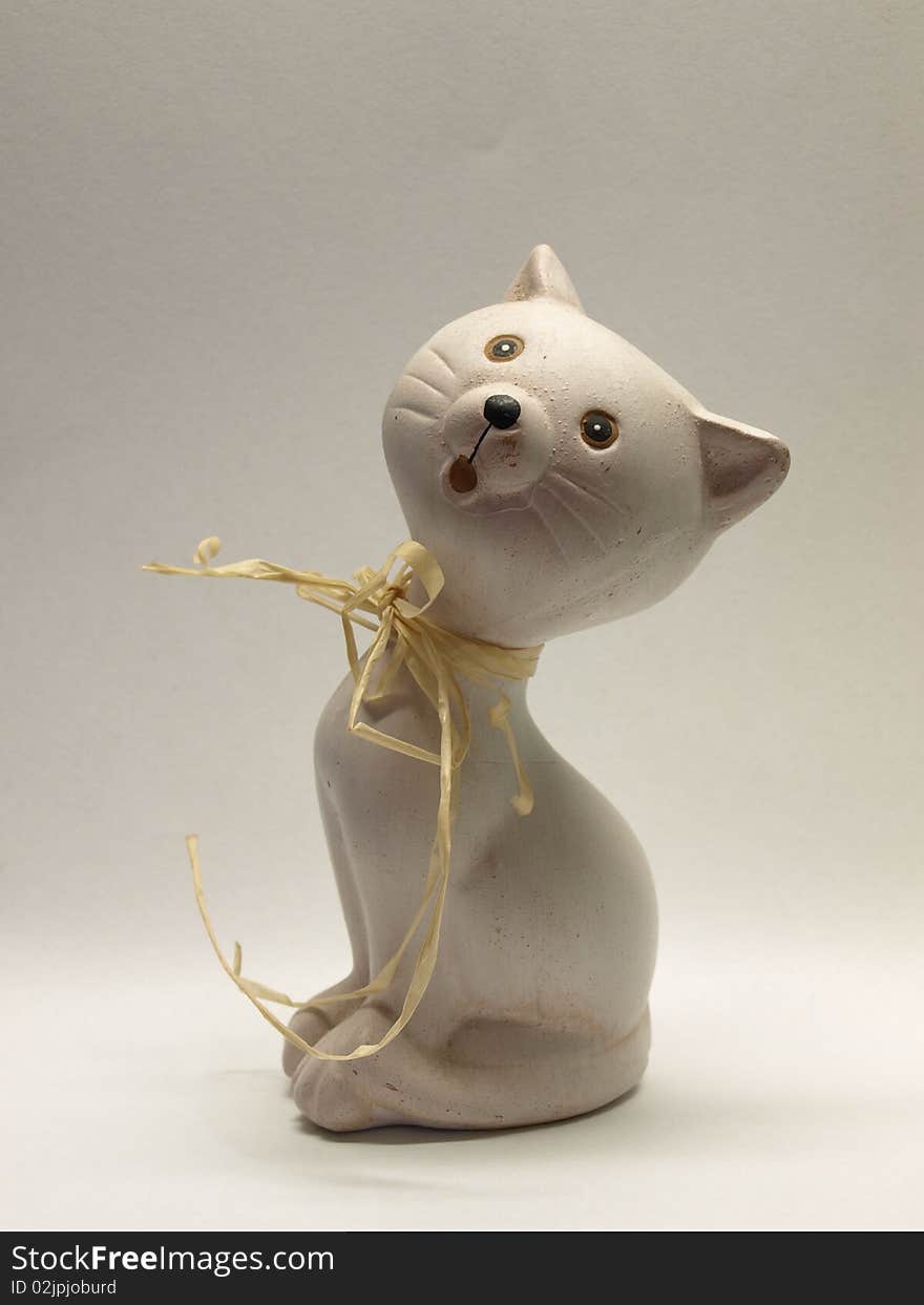 Cat statue