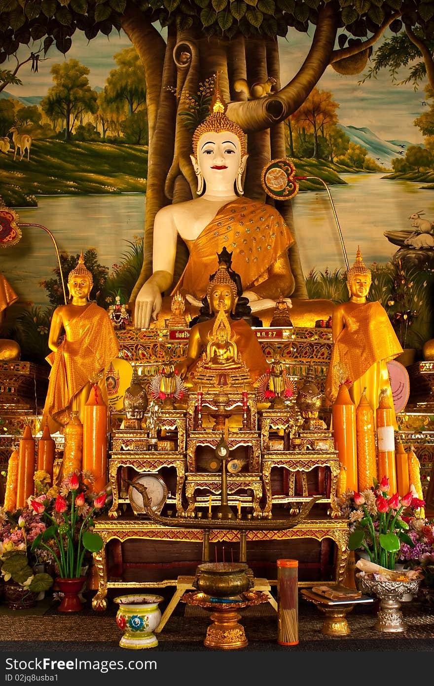 Lanna Style Principle buddha image