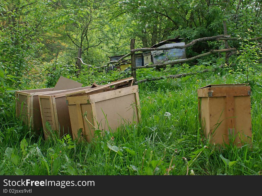 Transporting beehives