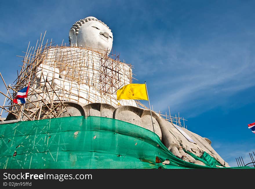 Big budha is locate at phuket province of Thialand base to head is 45.00 meter it very tall in south of Thailand.