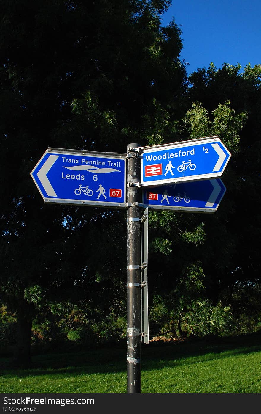 Trans Pennine Trail Sign in West Yorkshire