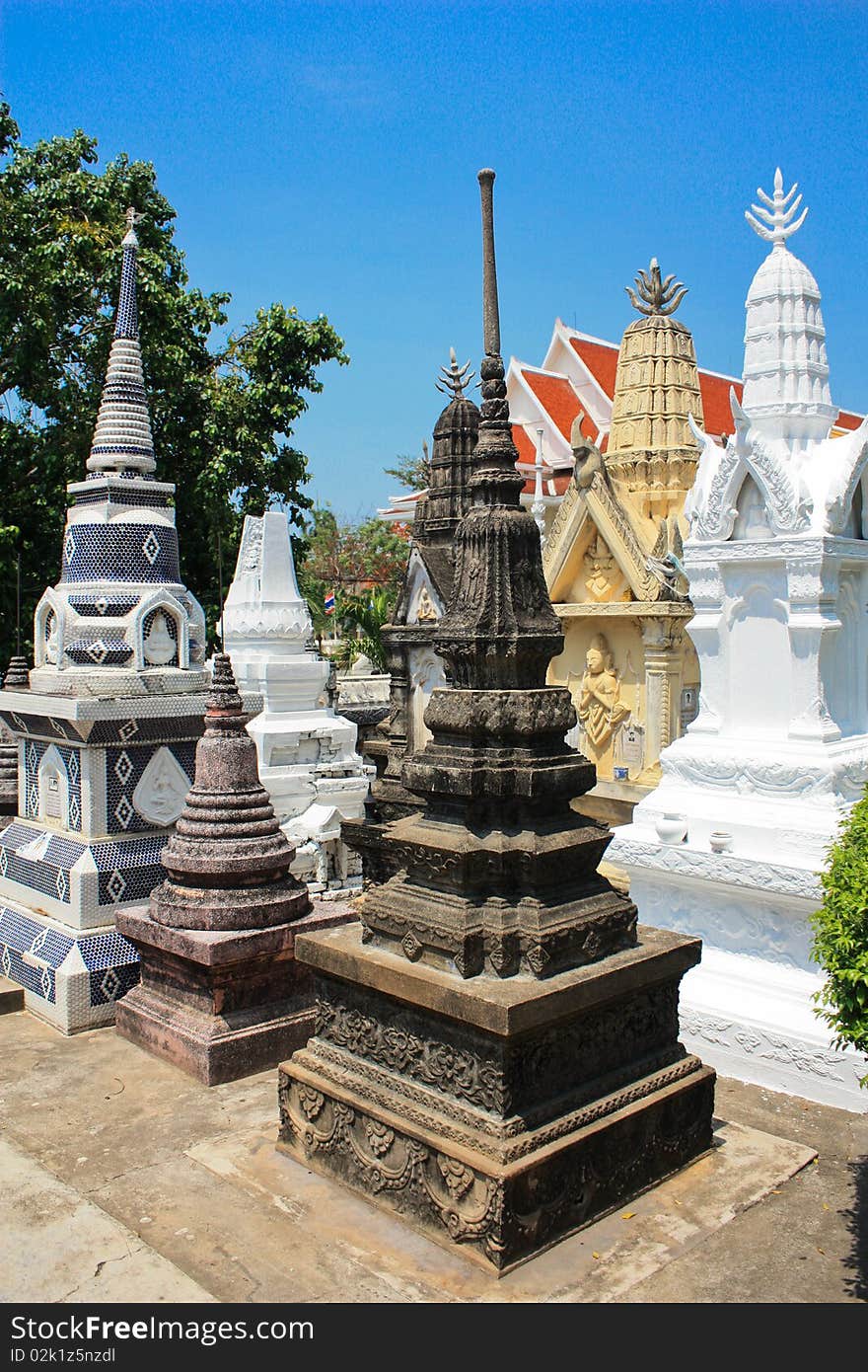 Many styles of stupa group