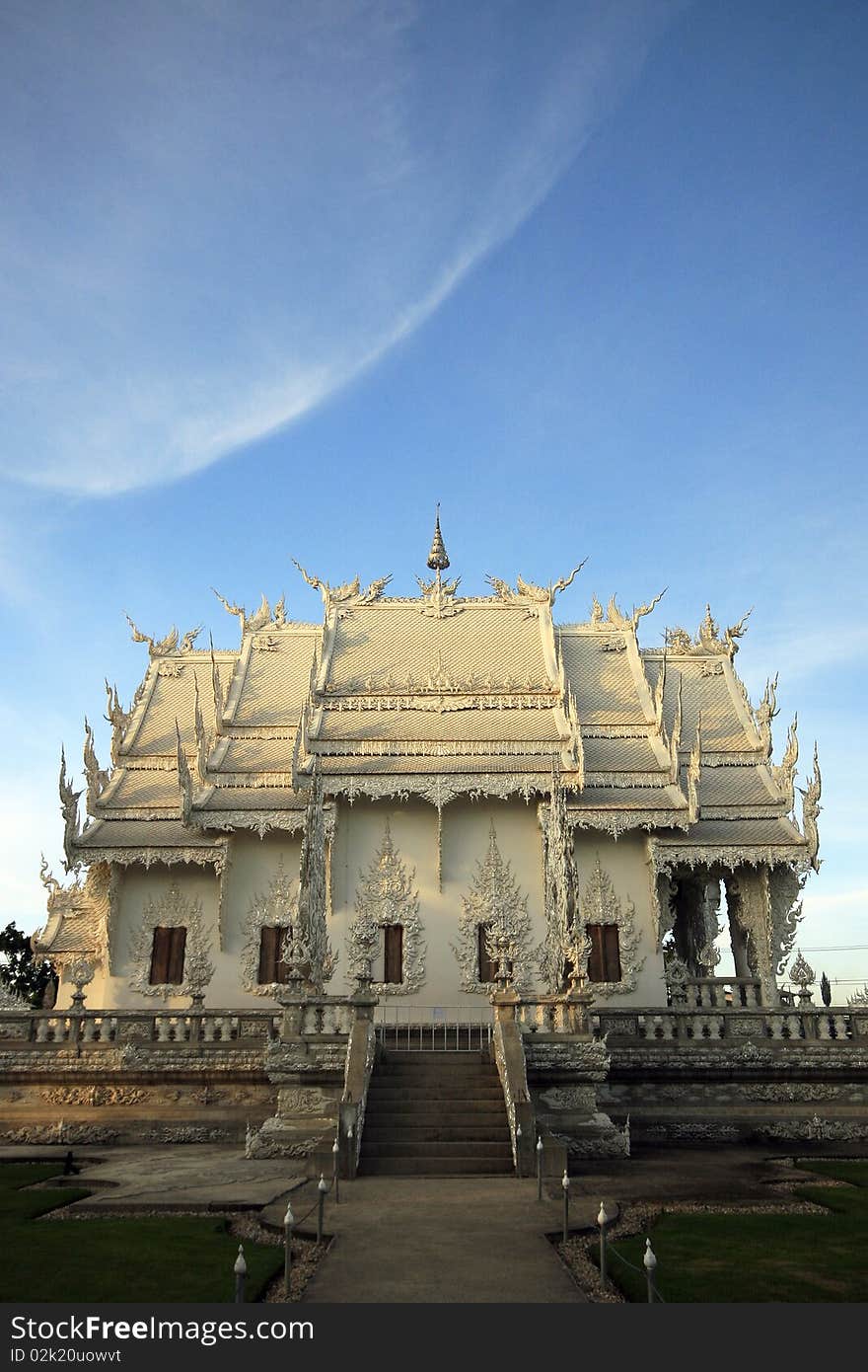 Watrongkhun is a beautiful temple in north of Thailand