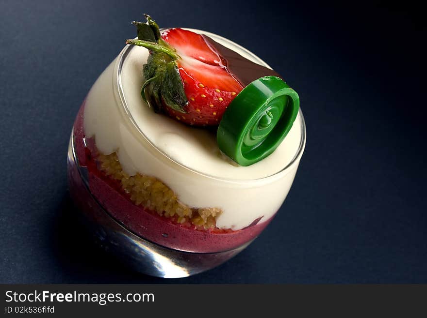 Creamy dessert with fresh strawberries