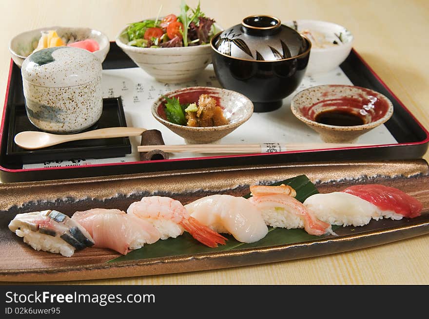 Rich in fresh Japanese cuisine. Rich in fresh Japanese cuisine