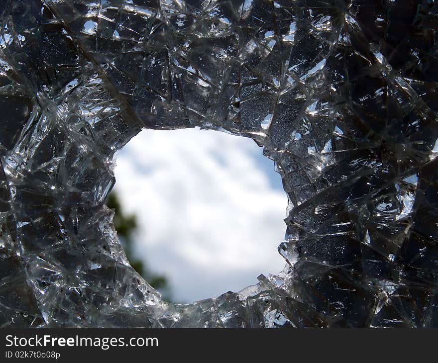 Glass  broken  automobile