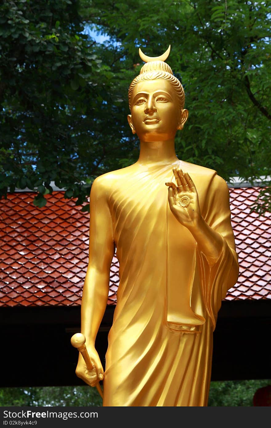 Golden Buddha statue.