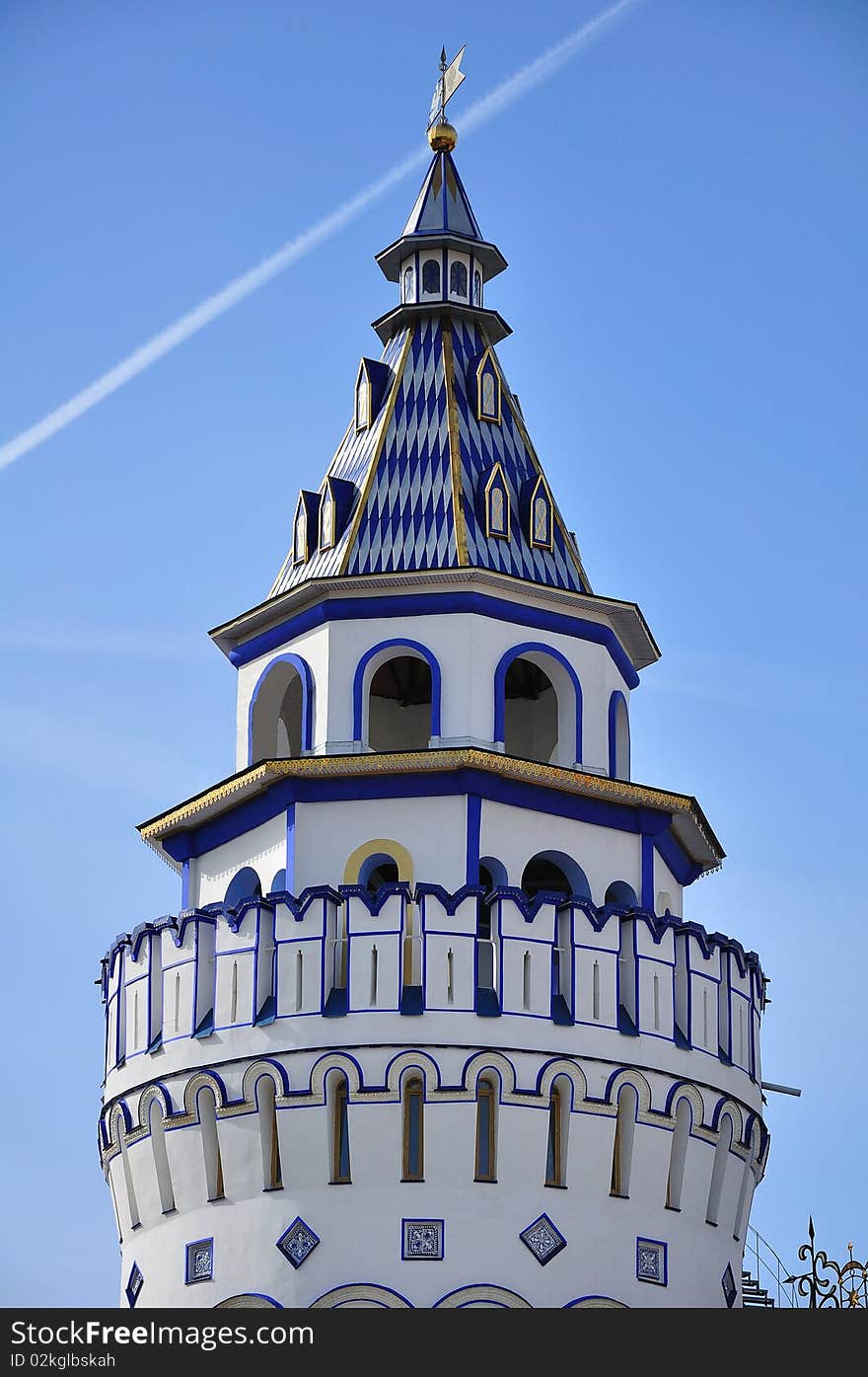 Castle in Izmailovo (Vernisag).Moscow.