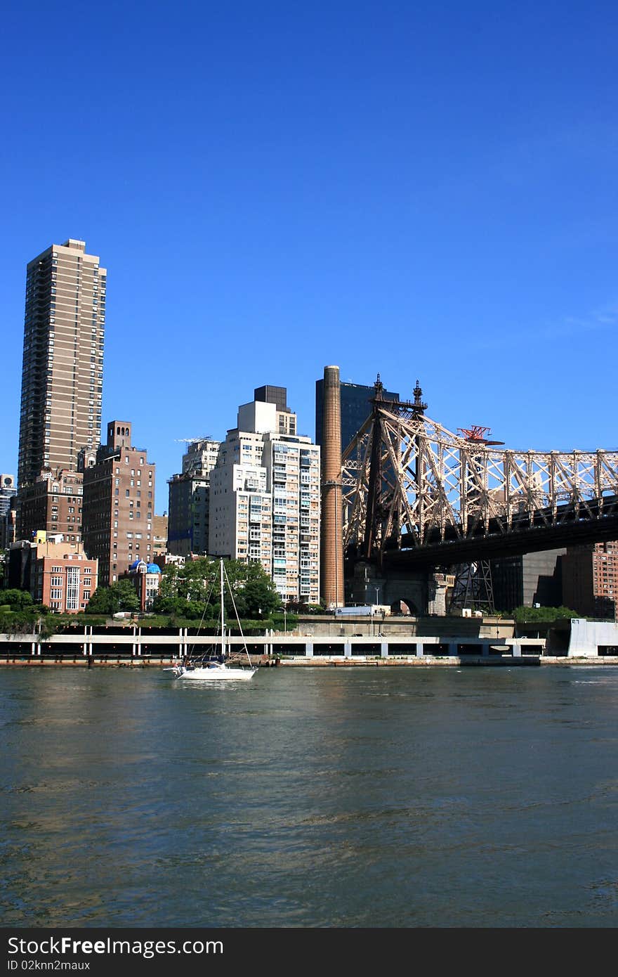 New York's Queensboro Bridge crossing the East River into Manhattan. New York's Queensboro Bridge crossing the East River into Manhattan.