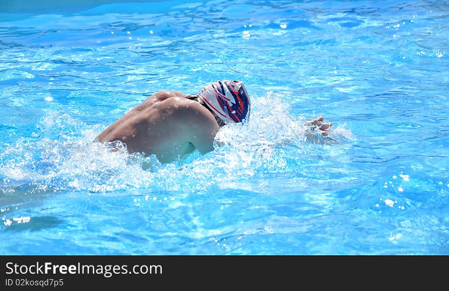 Natation at the swimming pool