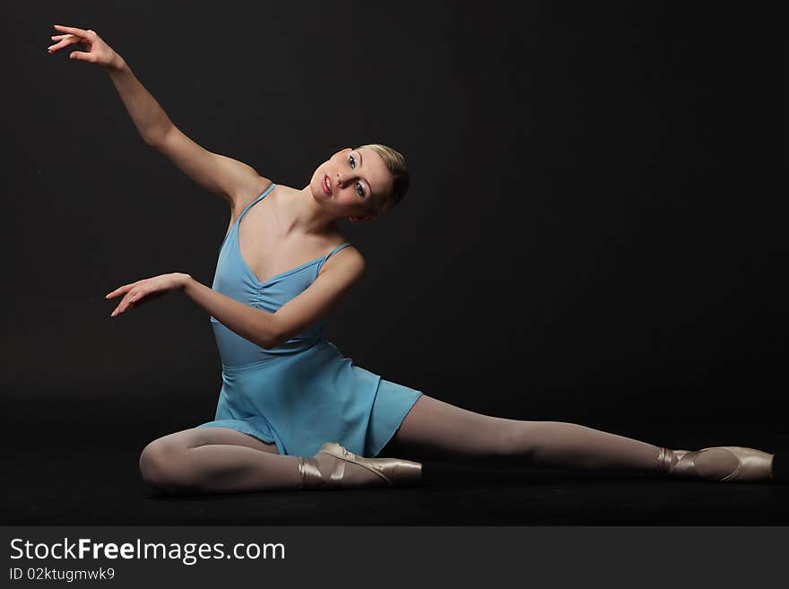 Beautifull young blond ballerina dance. Beautifull young blond ballerina dance