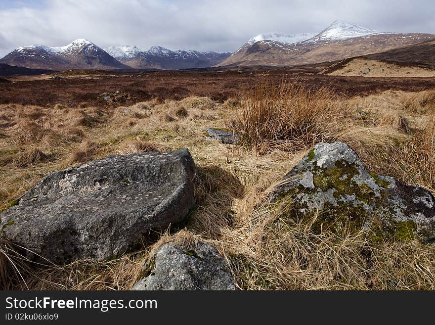 Rannoch Moore is a desolate marshy area between Bridge of Orchy and Glen Coe. Lakes, swamps, rocks and endless fields is what you will find here. Rannoch Moore is a desolate marshy area between Bridge of Orchy and Glen Coe. Lakes, swamps, rocks and endless fields is what you will find here.