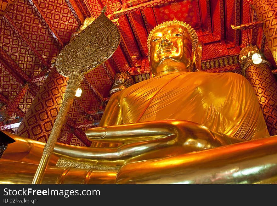 This is a statue of Buddha at Phananchoeng Temple, Ayudhya.