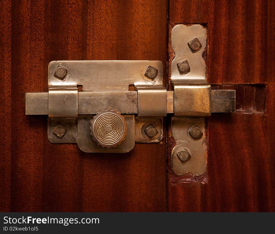 Frontal image of old steel latch