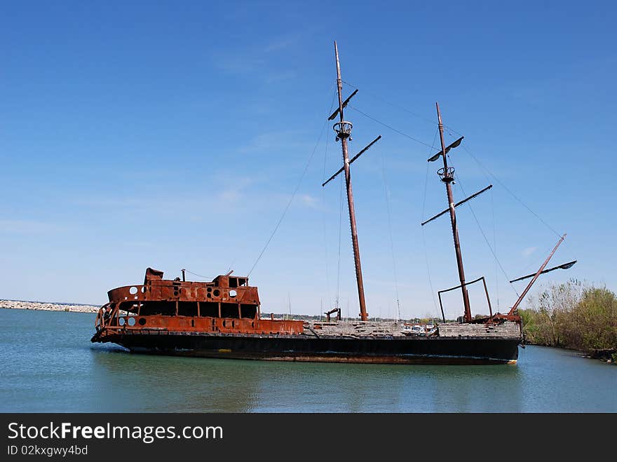 This is the photo of the old ship on Ontario Lake