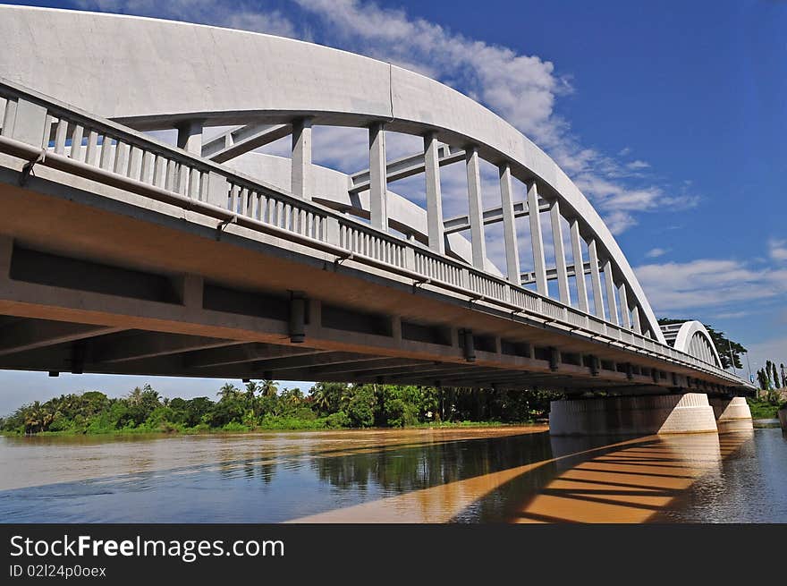 Concrete bridge