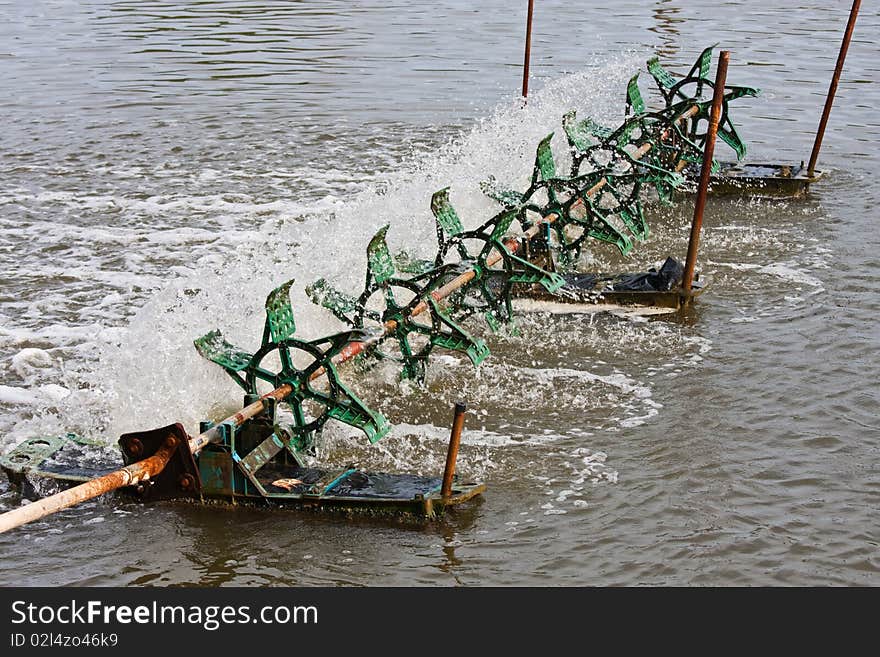 Turbine machine for add oxygen in water image