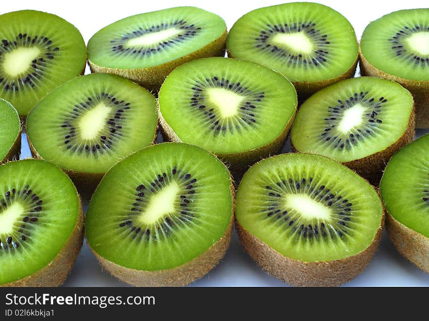 Halves kiwi fruit