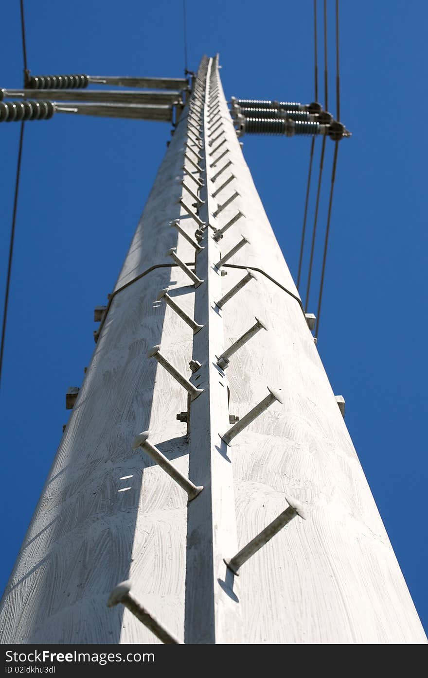 Metal Power Pole Detail