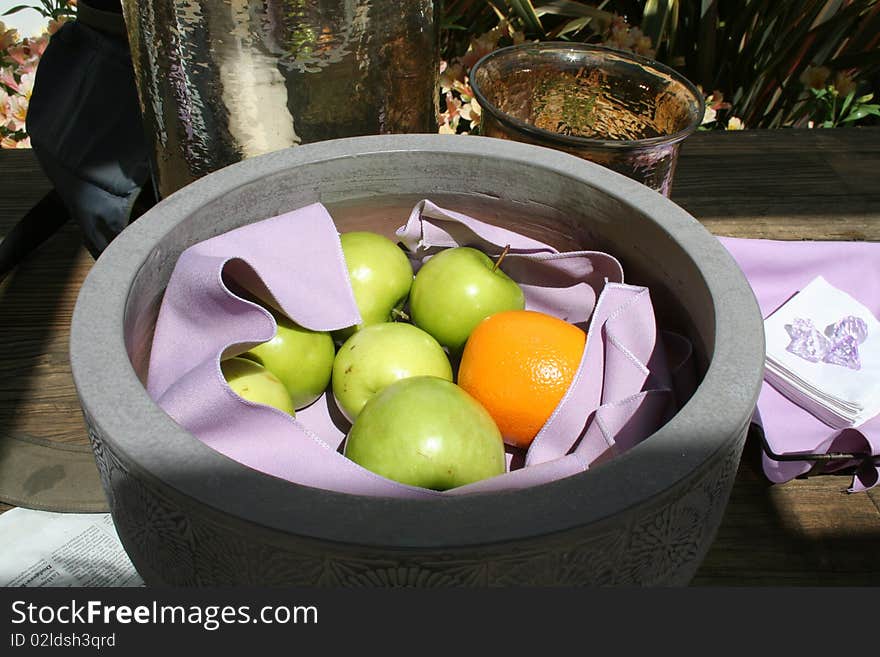 Fruit bowl with apples and oranges. Fruit bowl with apples and oranges.