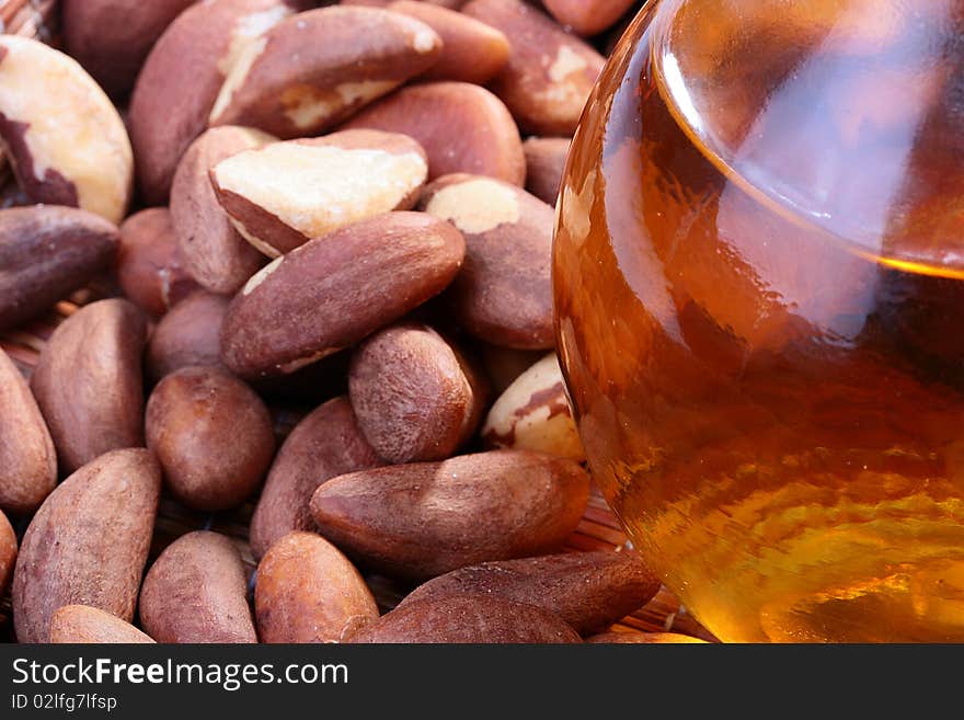 Vegetable oil made a way expression Brazil nuts. Vegetable oil made a way expression Brazil nuts.