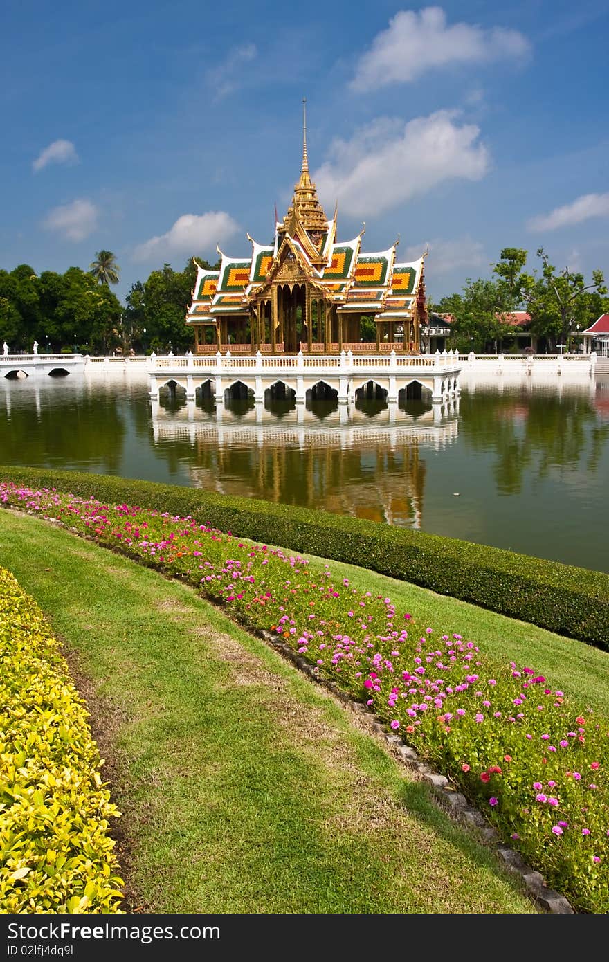 Aisawan-dhipaya-asana Pavilion, Bang Pa-in Palace