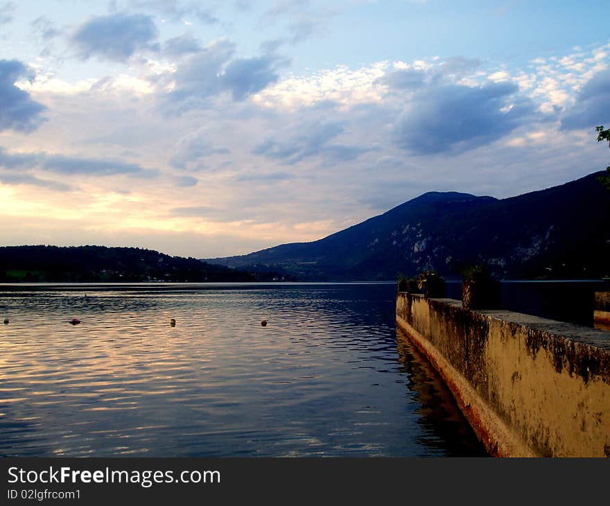 Lac d Aiguebelette