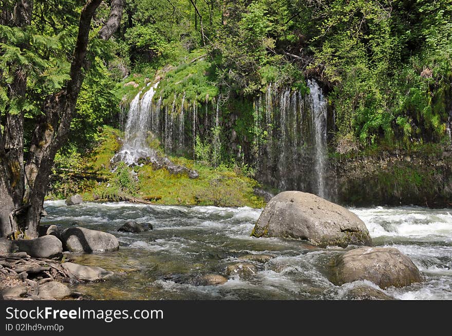 Mossbrae Falls, Dunsmuir Ca