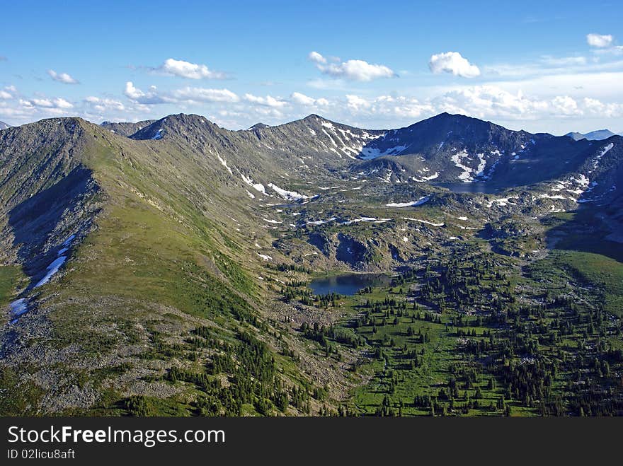 Photo taken from a helicopter in the Sayan Mountains.