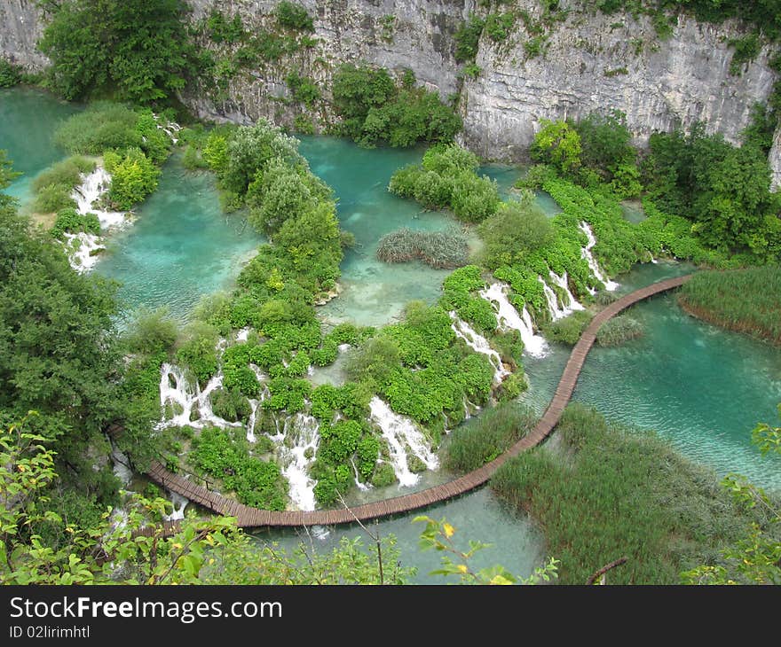 Cascade waterfalls