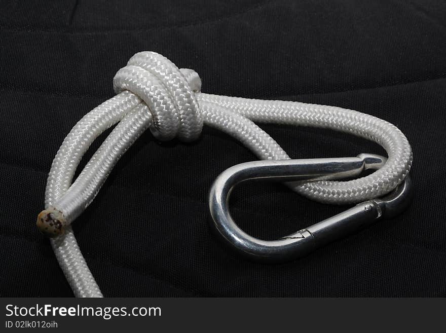 Rope noose with a carbine