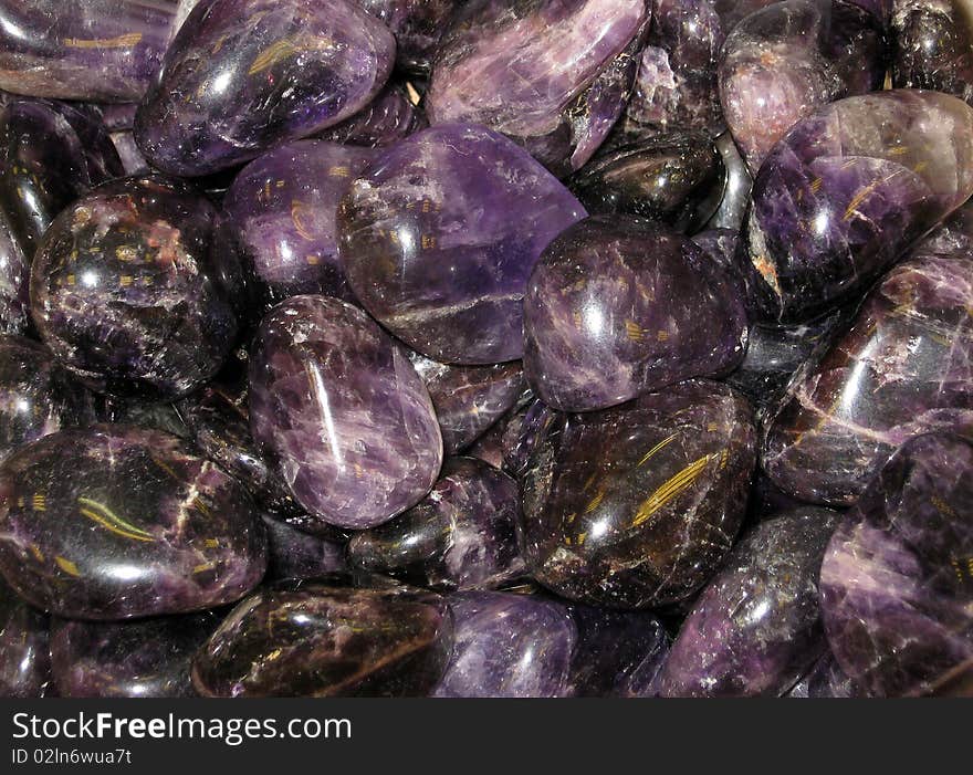 Lots of brazilian amethyst stones