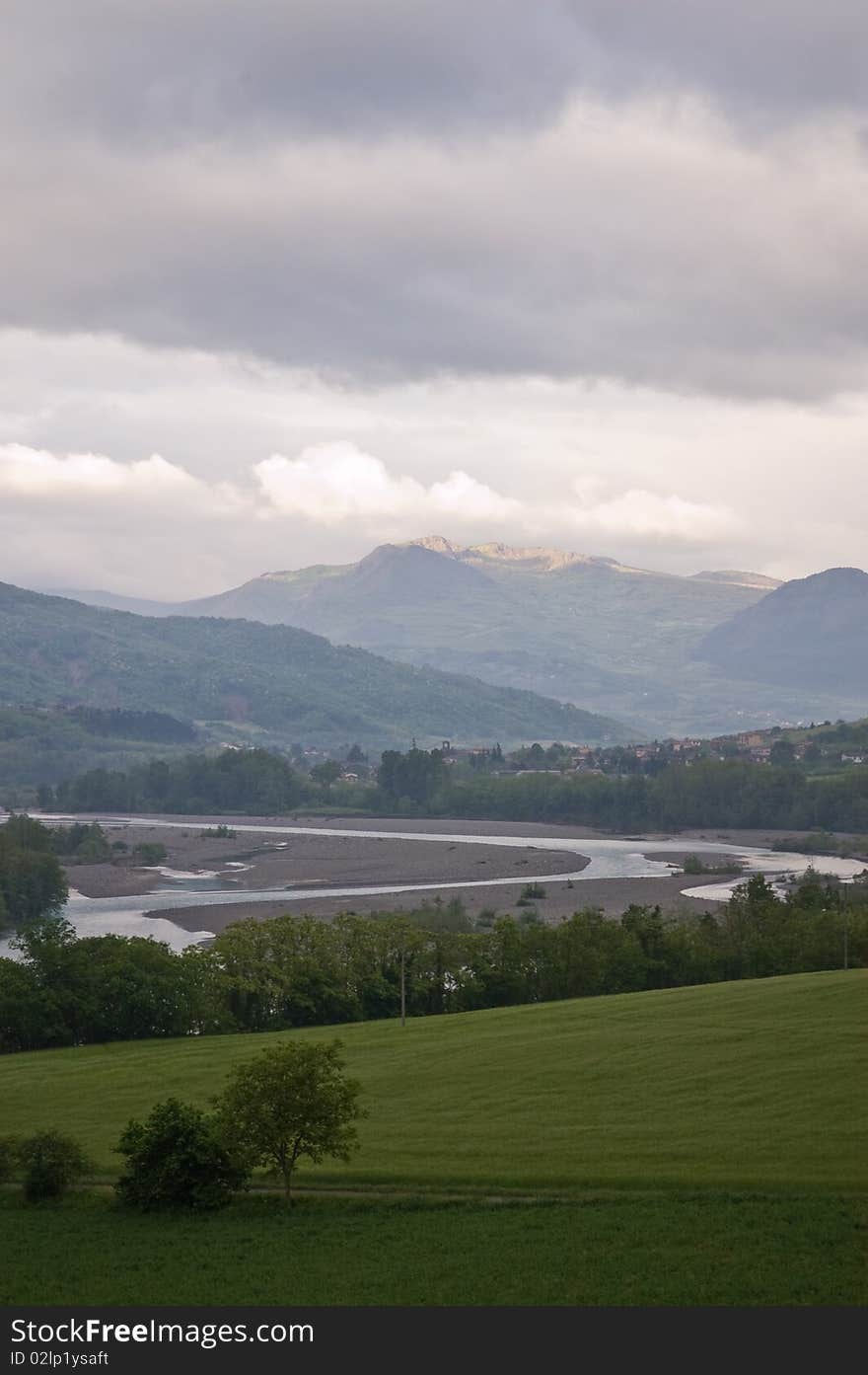 The river in the storm