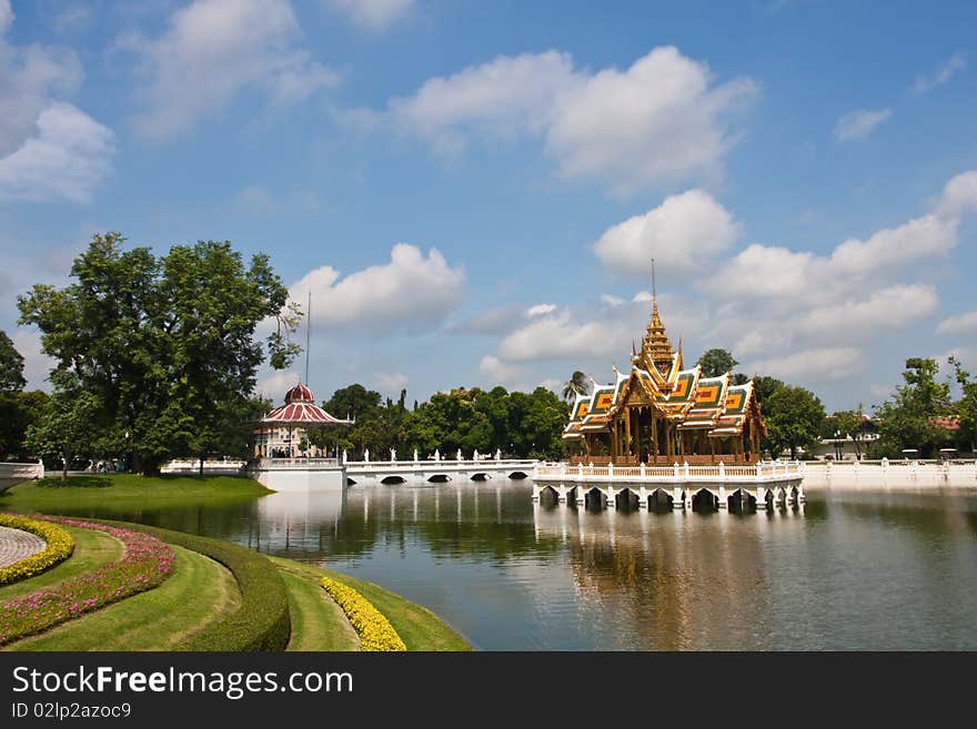 Bang pa-in palace