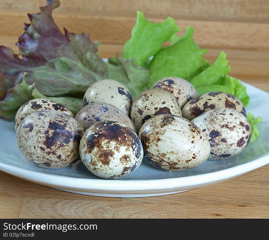 Boiled Quail Eggs With Lettuce