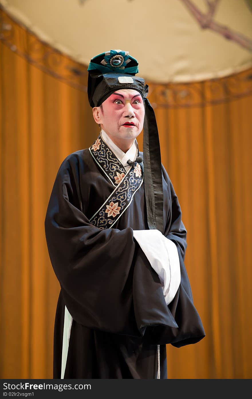 China opera Scholar with black hat