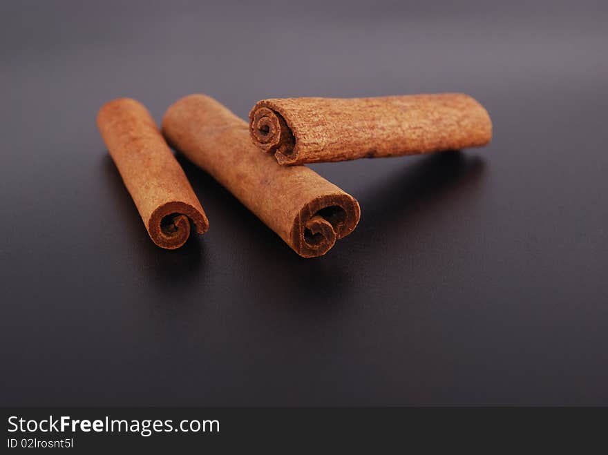 Cinnamon sticks