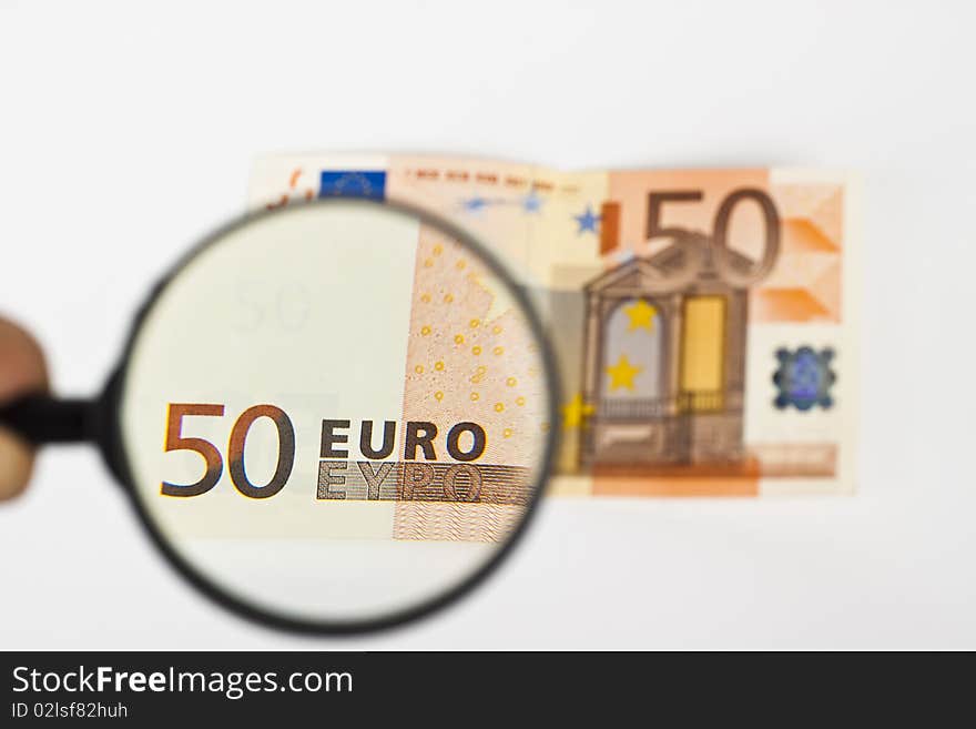 Magnifying fifty euro