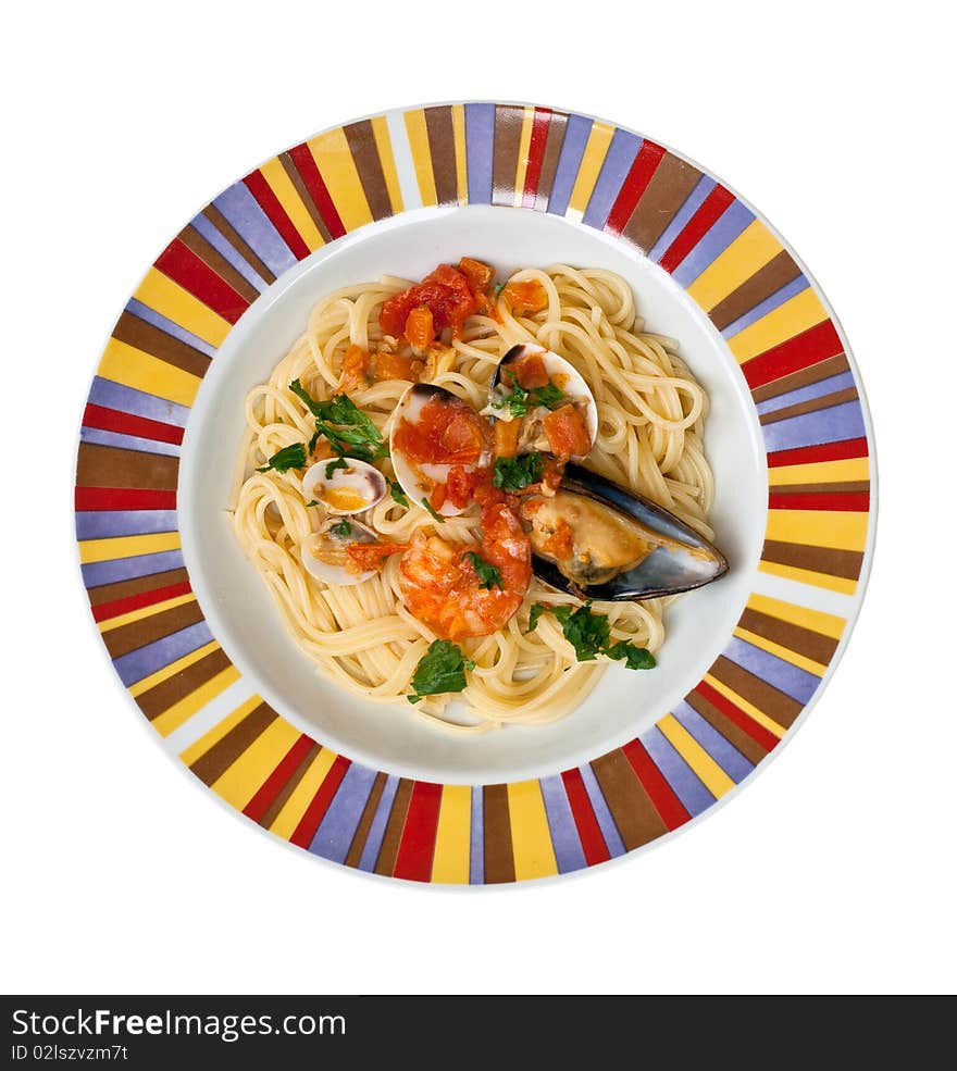 Spaghetti with mussels, shrimp and tomatoes