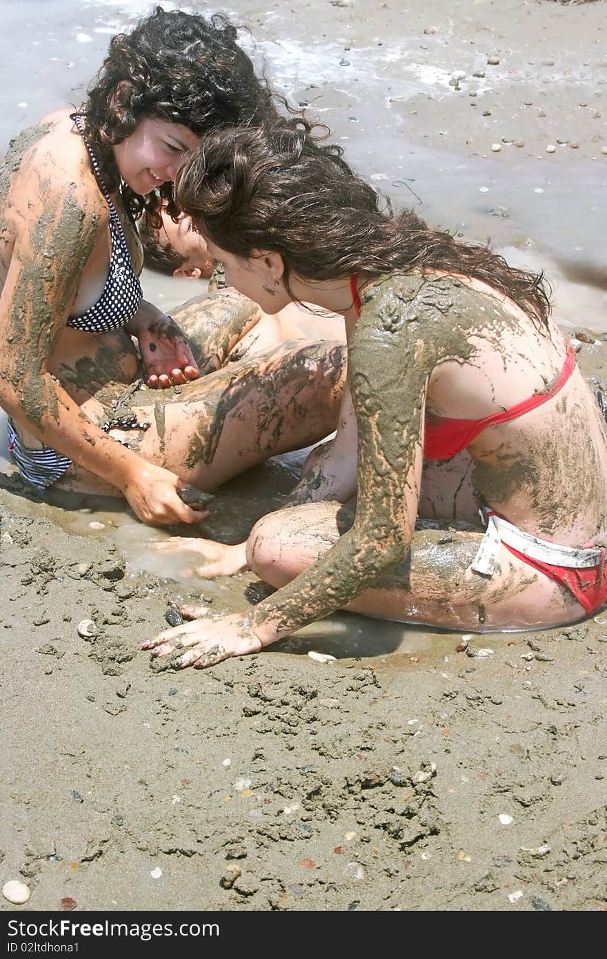 Dirty game on the beach.