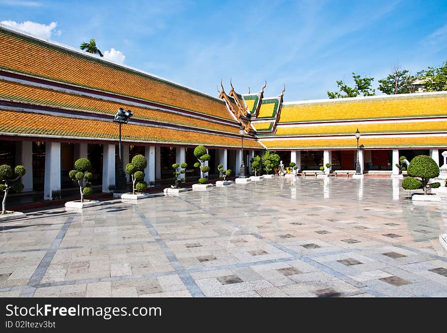 Wat Suthat Thai Temple